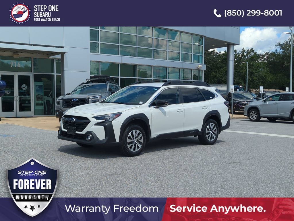 Certified 2025 Subaru Outback Premium AWD/4WD image 1