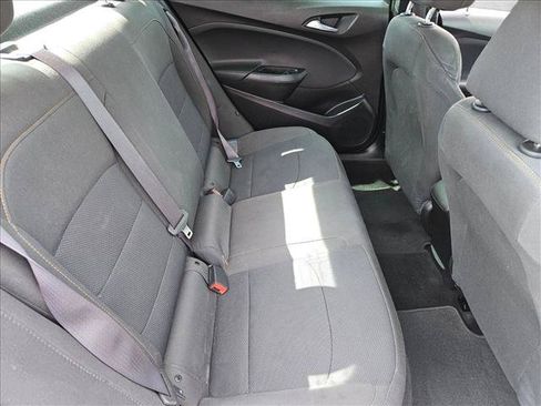 Used 2017 Chevrolet Cruze LS FWD image 19