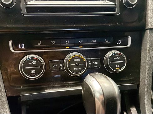 Used 2015 Volkswagen GTI Autobahn image 10