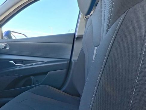 Used 2024 Hyundai Elantra SE image 24