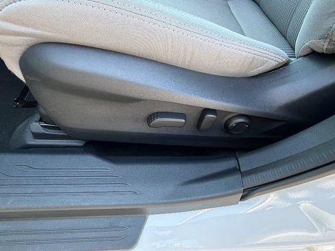 Used 2025 Subaru Legacy Premium AWD/4WD image 21