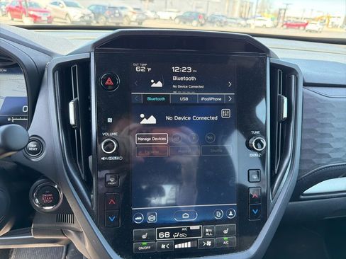 Used 2025 Subaru Forester Premium image 11