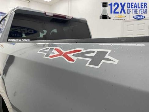 Used 2023 Chevrolet Silverado 1500 Custom w/ LPO, Dark Essentials Package AWD/4WD image 18