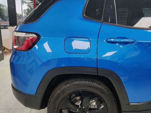 Used 2020 Jeep Compass Latitude image 5