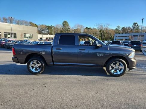 Used 2016 RAM 1500 Express image 10