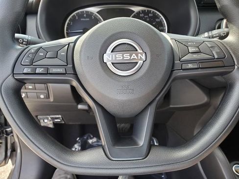 Certified 2025 Nissan Kicks Play S FWD image 18