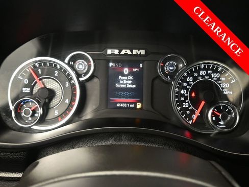 Used 2024 RAM 3500 Big Horn image 18