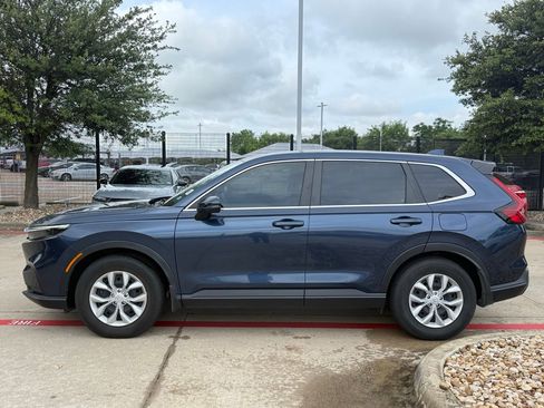 Used 2024 Honda CR-V LX image 2