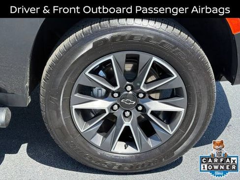 Used 2022 Chevrolet Tahoe Z71 w/ Z71 Off-Road Package AWD/4WD image 31