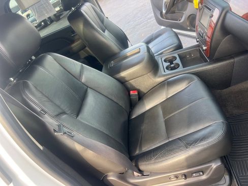 Used 2013 Chevrolet Tahoe LT AWD/4WD image 25