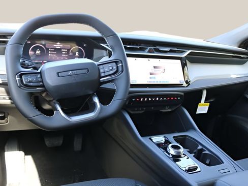New 2026 Jeep Cherokee Laredo AWD/4WD image 13