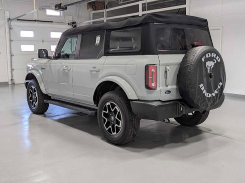 Used 2023 Ford Bronco Outer Banks AWD/4WD image 10