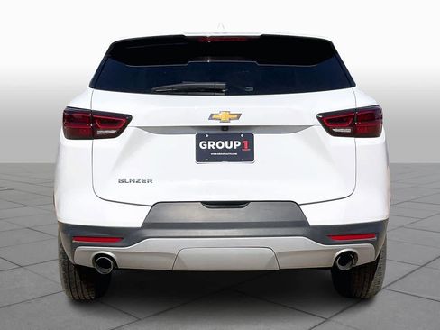 Used 2025 Chevrolet Blazer LT image 6