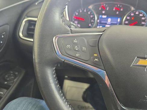 Used 2020 Chevrolet Equinox LT image 19