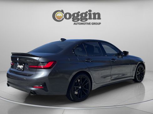 Used 2021 BMW 330e w/ Convenience Package image 6