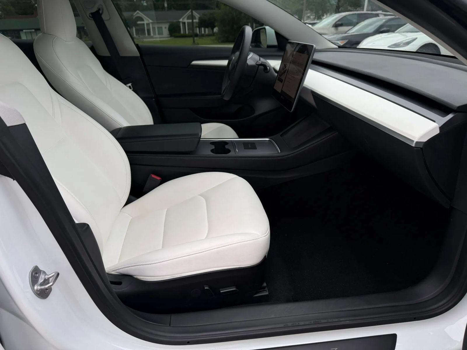 Used 2022 Tesla Model 3 Performance AWD/4WD image 13