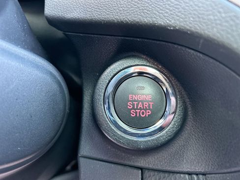 Used 2022 Subaru Forester Premium AWD/4WD image 16