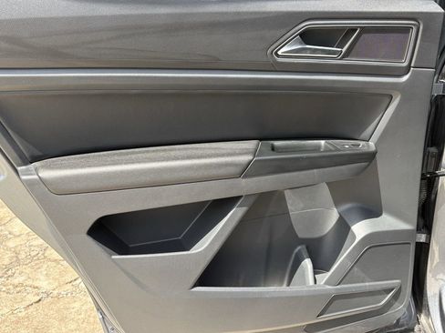 Used 2019 Volkswagen Atlas SE FWD image 23