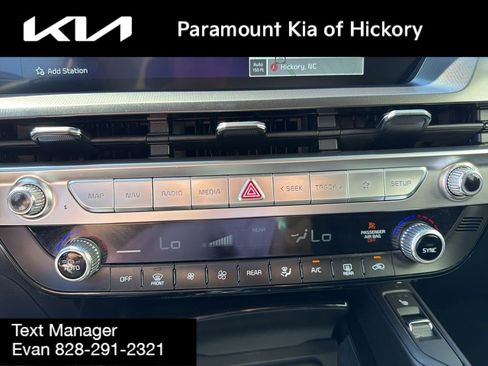 Used 2025 Kia Telluride S FWD image 27
