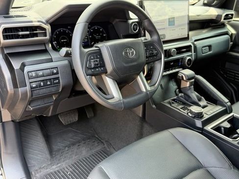 Used 2026 Toyota 4Runner Limited AWD/4WD image 13