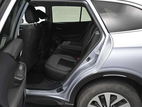 Used 2022 Subaru Outback Premium AWD/4WD image 9