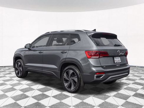 Used 2024 Volkswagen Taos SE AWD/4WD image 7