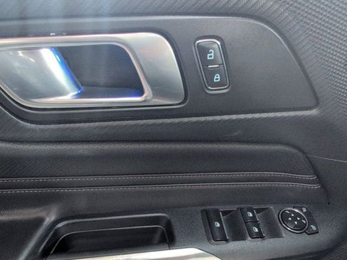 Used 2025 Ford Mustang Premium RWD image 13