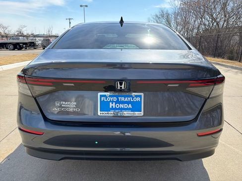 New 2026 Honda Accord SE image 4