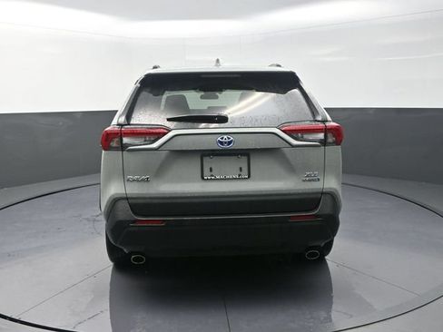 Certified 2023 Toyota RAV4 XLE Premium AWD/4WD image 7