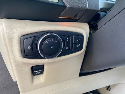 Used 2019 Lincoln Nautilus Reserve FWD image 56