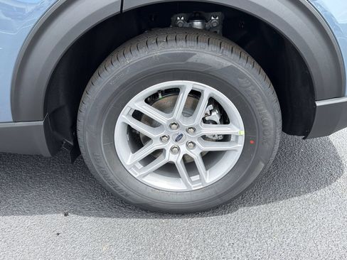 New 2026 Ford Explorer Active RWD image 28