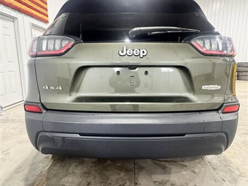 Used 2019 Jeep Cherokee Latitude w/ Popular Appearance Group AWD/4WD image 5
