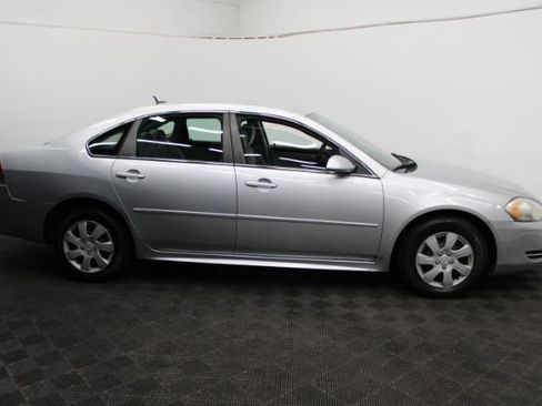 Used 2010 Chevrolet Impala LS image 4