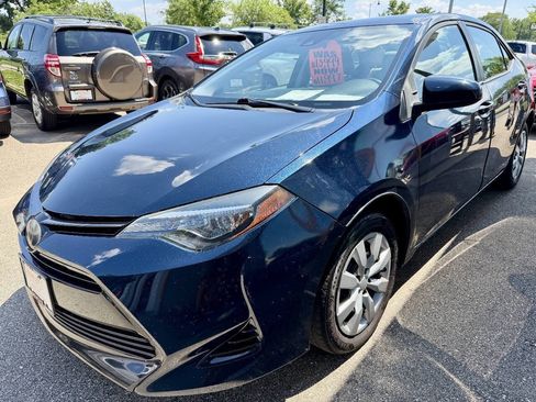 Used 2018 Toyota Corolla LE FWD image 6