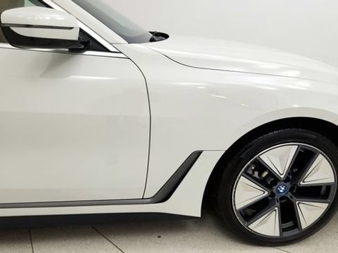 Used 2023 BMW i4 eDrive35 w/ Premium Package RWD image 21