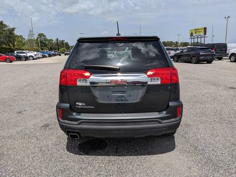 Used 2017 GMC Terrain SLE FWD image 5
