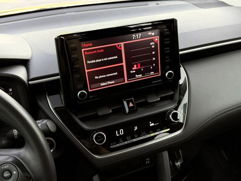 Used 2022 Toyota Corolla Cross LE FWD image 37