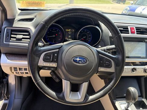 Used 2015 Subaru Outback 2.5i Limited AWD/4WD image 12