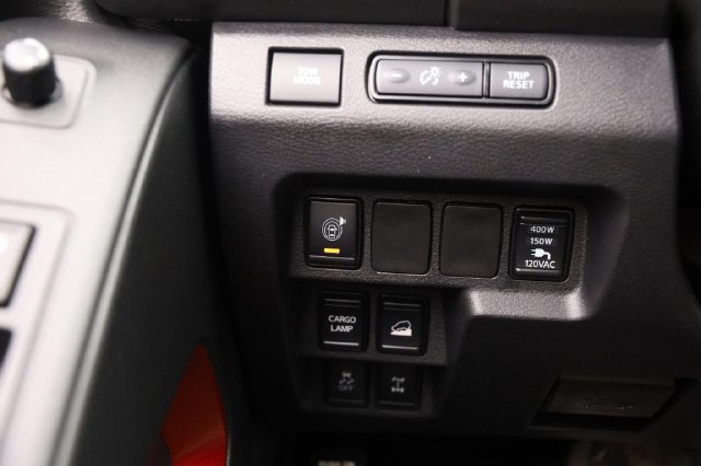 Certified 2025 Nissan Frontier PRO-4X w/ Pro Convenience Package AWD/4WD image 22