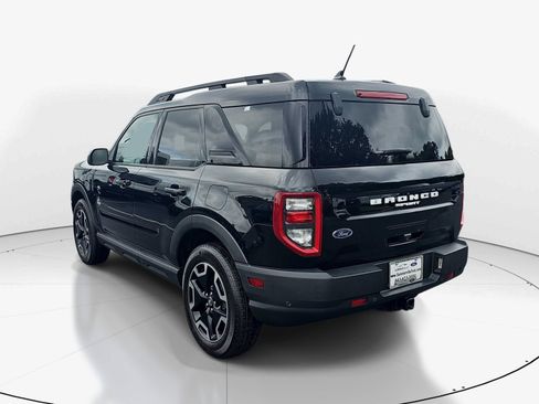 Used 2022 Ford Bronco Sport Outer Banks w/ Tech Package AWD/4WD image 5