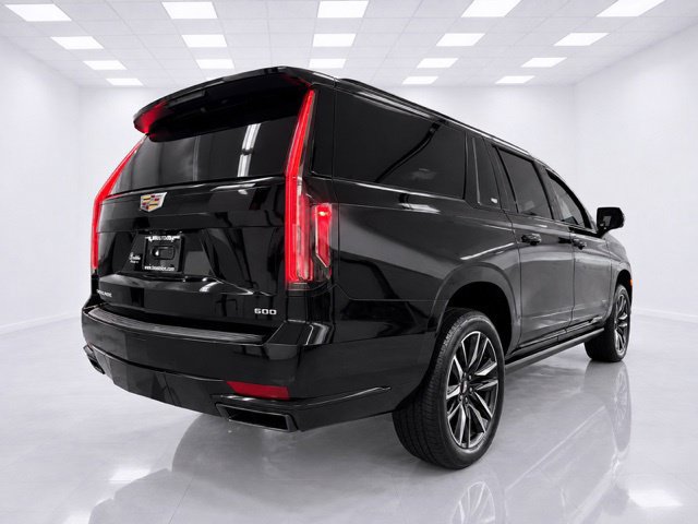 Used 2023 Cadillac Escalade ESV Sport Platinum AWD/4WD image 9