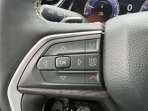 Certified 2023 Jeep Grand Cherokee Limited w/ Black Appearance Package image 27