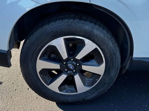 Used 2017 Subaru Forester 2.5i Premium w/ All-Weather Package image 30