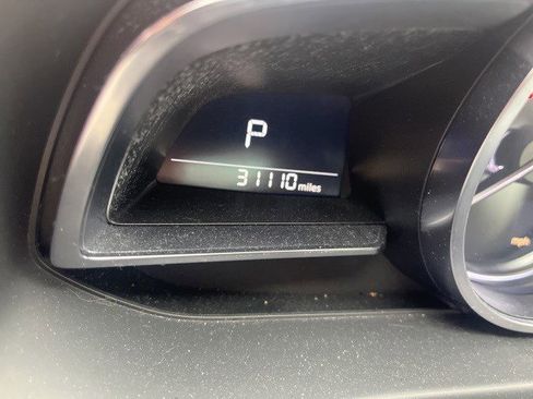 Used 2017 MAZDA MAZDA3 Grand Touring image 5