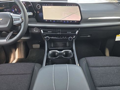 New 2026 Chevrolet Traverse LT w/ Driver Confidence Package FWD image 20