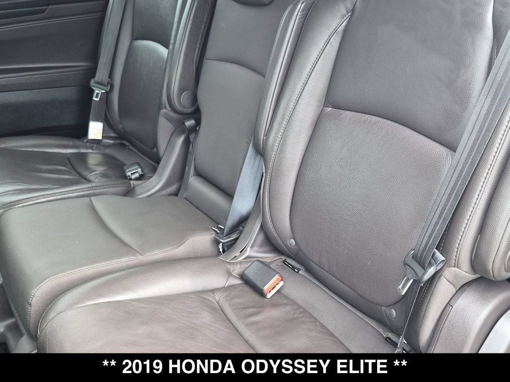 Used 2019 Honda Odyssey Elite image 3