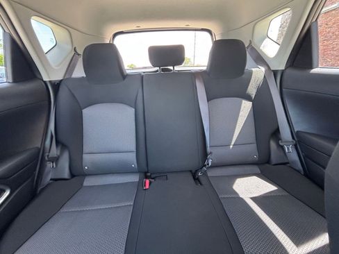 Used 2025 Kia Soul LX w/ LX Technology Package FWD image 36