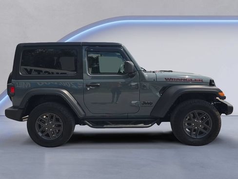 Used 2024 Jeep Wrangler Sport AWD/4WD image 7