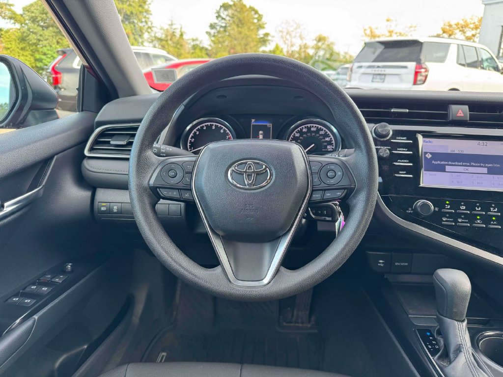 Used 2019 Toyota Camry LE FWD image 21