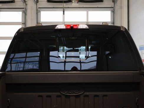 Used 2023 Ford F350 Platinum w/ Tremor Off-Road Package image 39